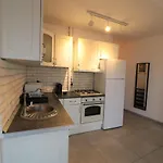 Lejlighed Serenity Heights Apartment: A Panoramic Haven Near Old Town - Free Minibar Bukarest