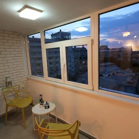 Appartement Serenity Heights Apartment: A Panoramic Haven Near Old Town - Free Minibar Boekarest